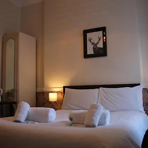 ardmillan-hotel.edinburghhotelsuk.org/