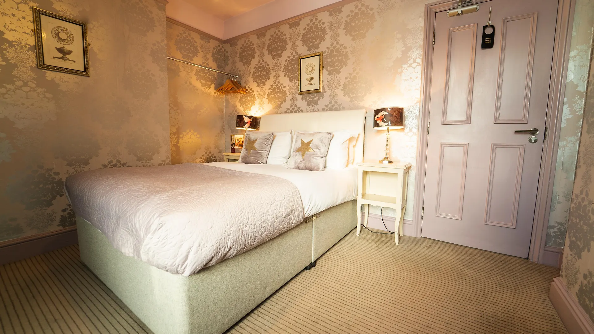 Brooks Guesthouse Bath