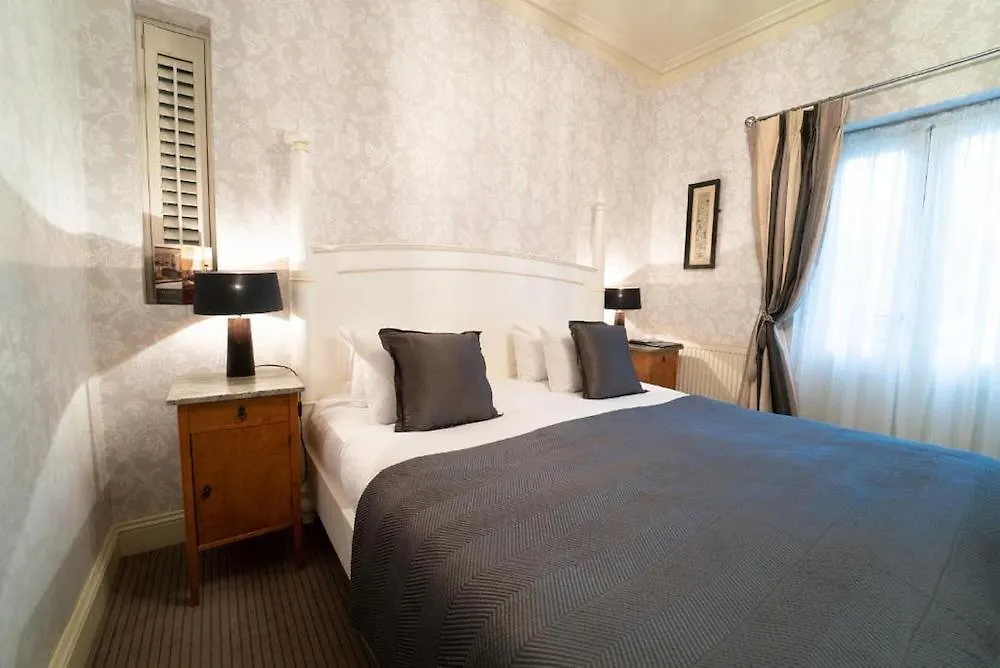 Brooks Guesthouse Bath 4*,  Storbritannien